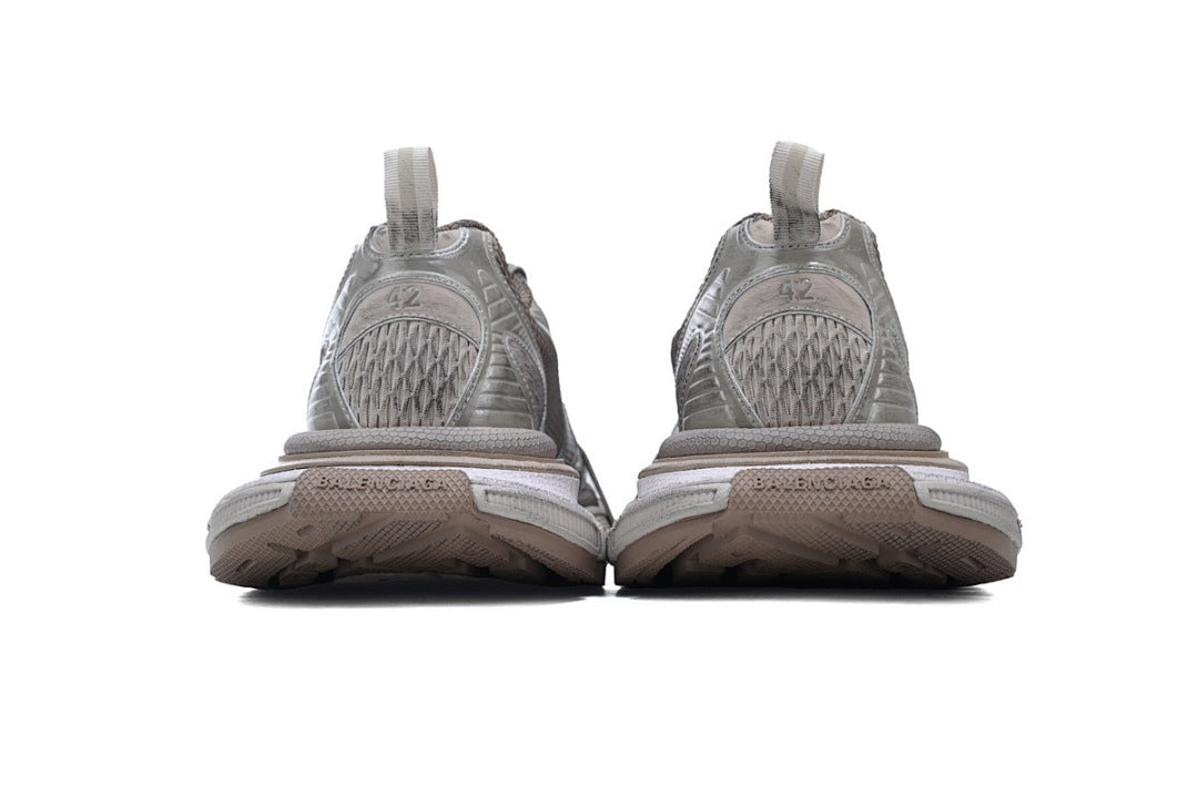 Balenciaga Runner Sneaker Lunar Grey