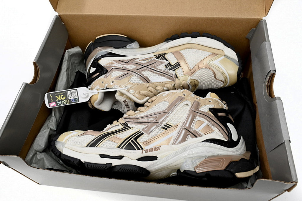 Balenciaga Runner Rice Pla Tinum