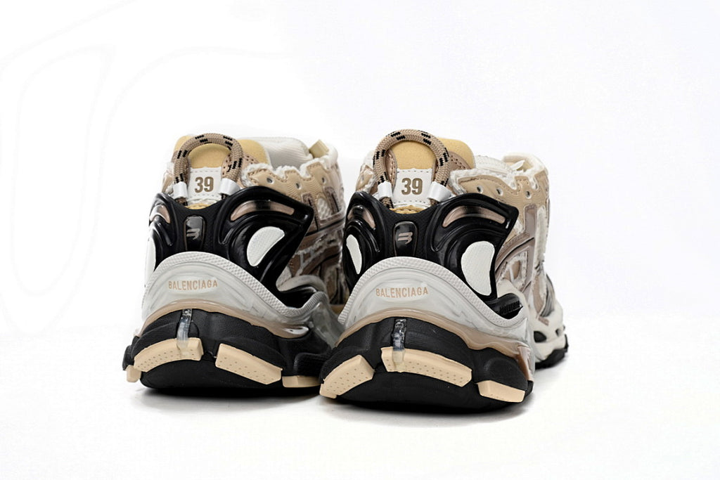 Balenciaga Runner Rice Pla Tinum