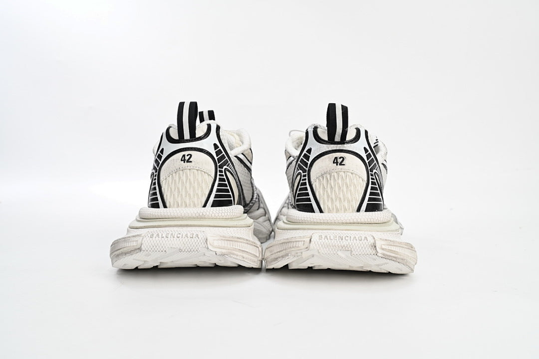 Balenciaga Runner Sneaker Silver Rice White Black