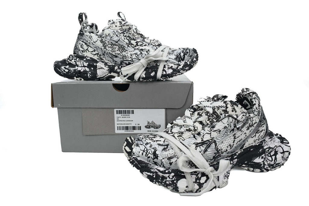 Balenciaga Runner Sneaker Luminous White Graffiti