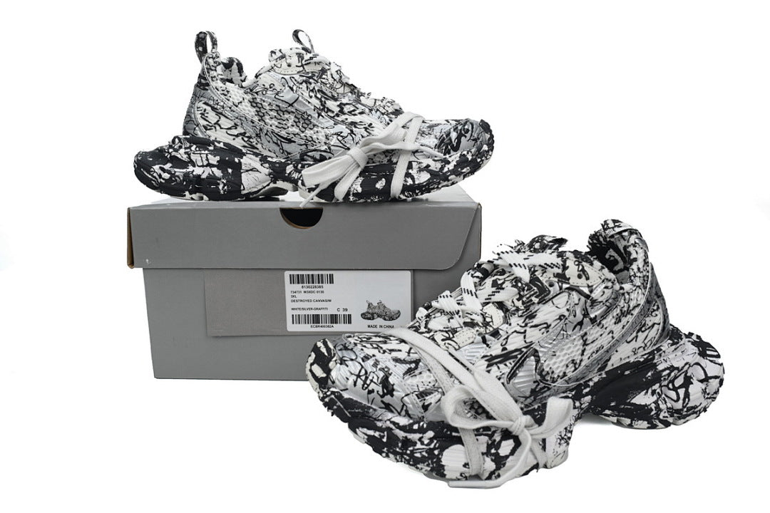 Balenciaga Runner Sneaker Luminous White Graffiti