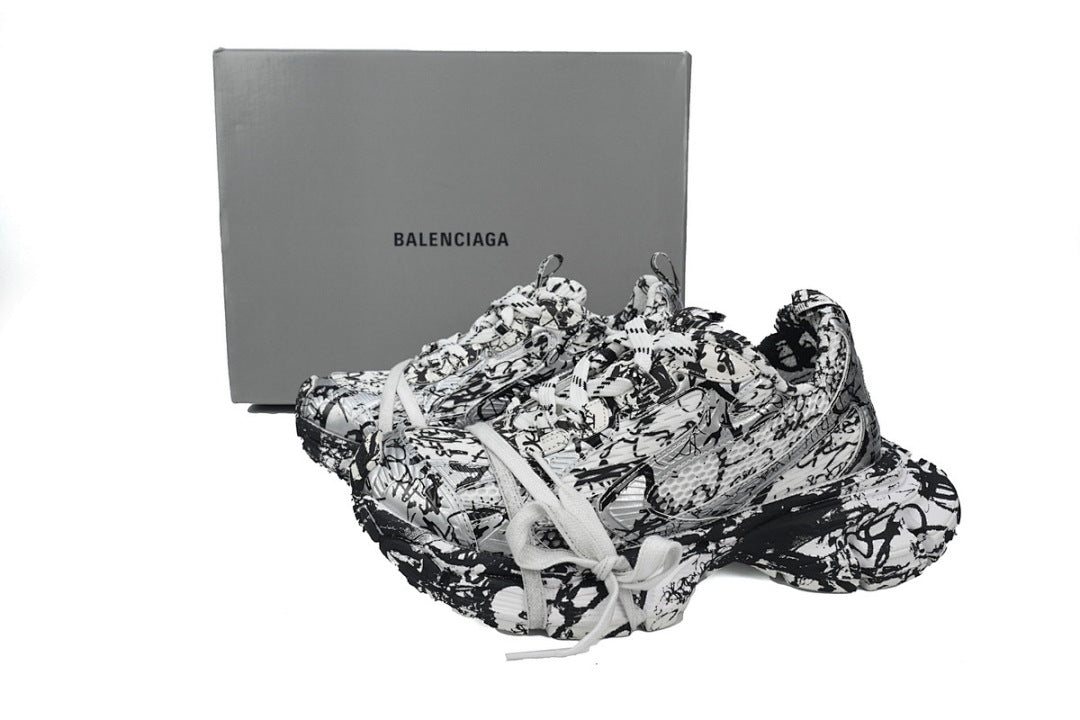 Balenciaga Runner Sneaker Luminous White Graffiti