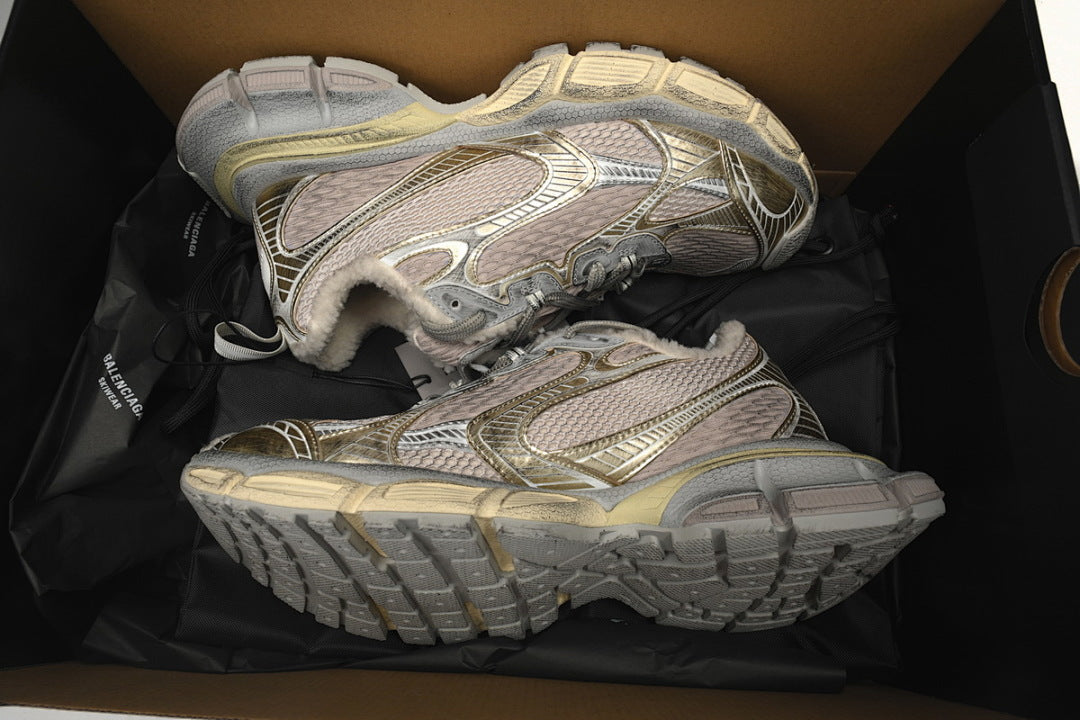Balenciaga Runner Sneaker Champagne ice velvet