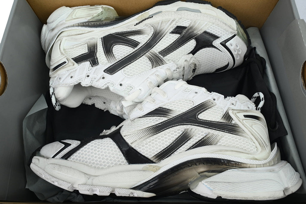 Balenciaga Runner Sneaker 'Gradient  White Black'